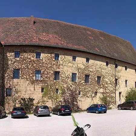 מלון Schloss Wiesenthau