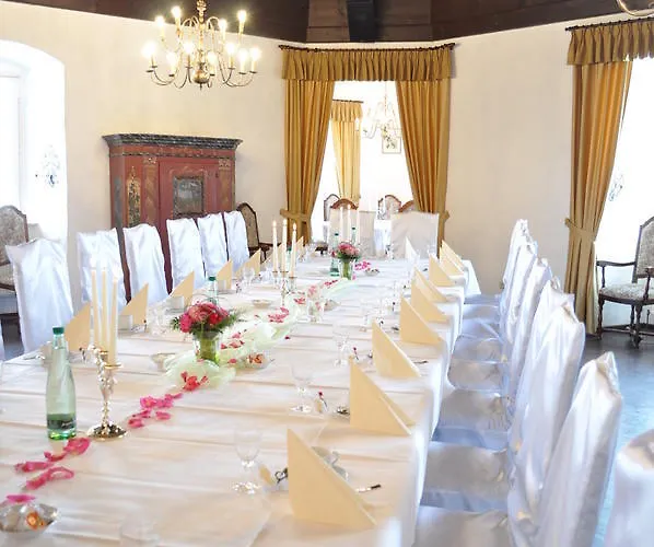 Hotel Schloss 3*